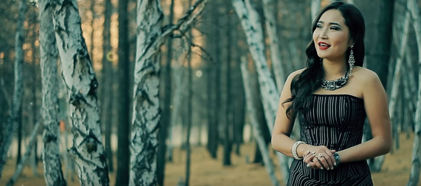 Дуучин Билгүүн шинэ уран бүтээлээ цацлаа